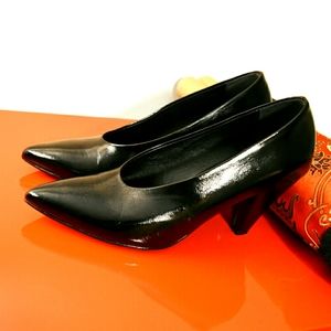 Vera Pelle Pumps